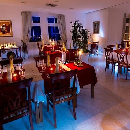 Hotel Rimski Dvor - Rimske Terme 림스키타플레스 외부 사진